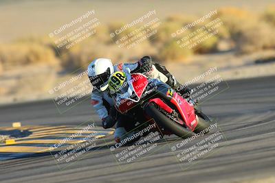 media/Nov-17-2024-CVMA (Sun) [[1fec520723]]/Race 17-Amateur Supersport Middleweight/